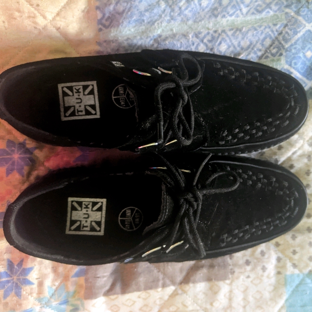 t.u.k viva creepers
